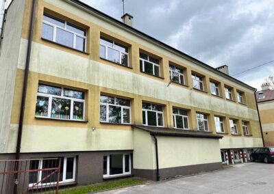 LR Technology - Profesjonalne czyszczenie elewacji, magazynów i hal - Legnica, dolnośląskie
