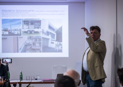 konferencja czysta elewacja