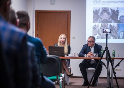 konferencja czysta elewacja