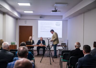 konferencja czysta elewacja