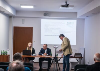 konferencja czysta elewacja