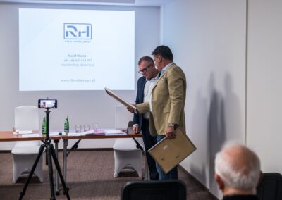 konferencja czysta elewacja