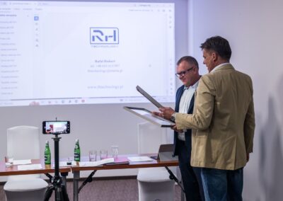 konferencja czysta elewacja