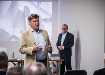 konferencja czysta elewacja