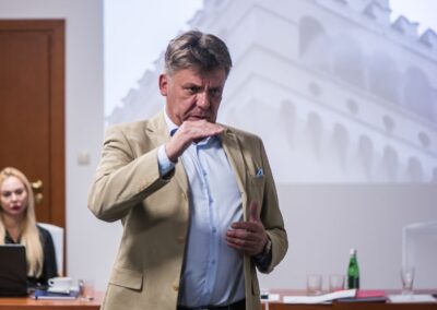 konferencja czysta elewacja