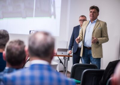 konferencja czysta elewacja