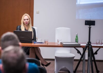 konferencja czysta elewacja